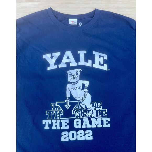 HANES YALE University Bulldog T-Shirt‎ The Game 2022 Short Sleeve Men Blue SZ. S - Picture 2 of 7